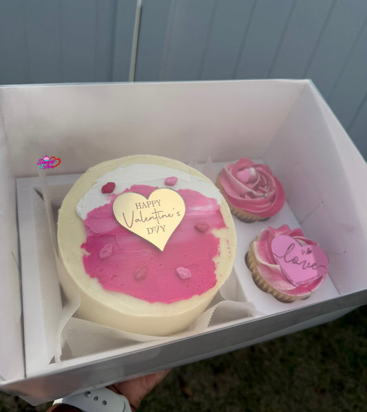 5 inch V-Day Theme Bento Cake w/ 2 cupcakes
