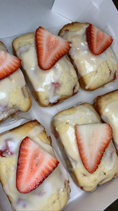 Mini Strawberry Pound Cakes